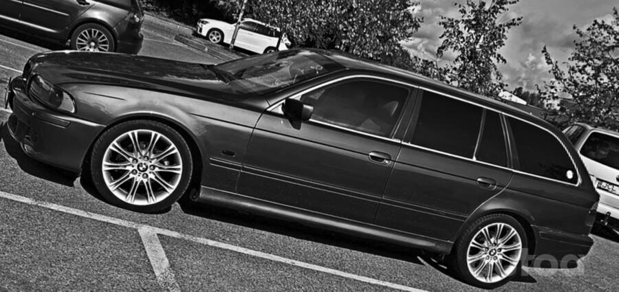 BMW, lietie