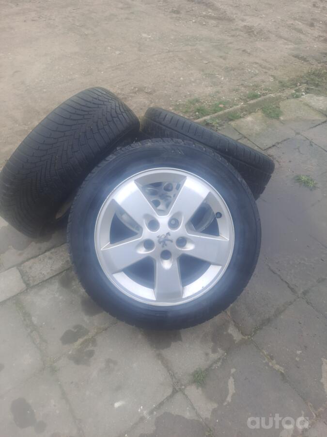 Peugeot, lietie