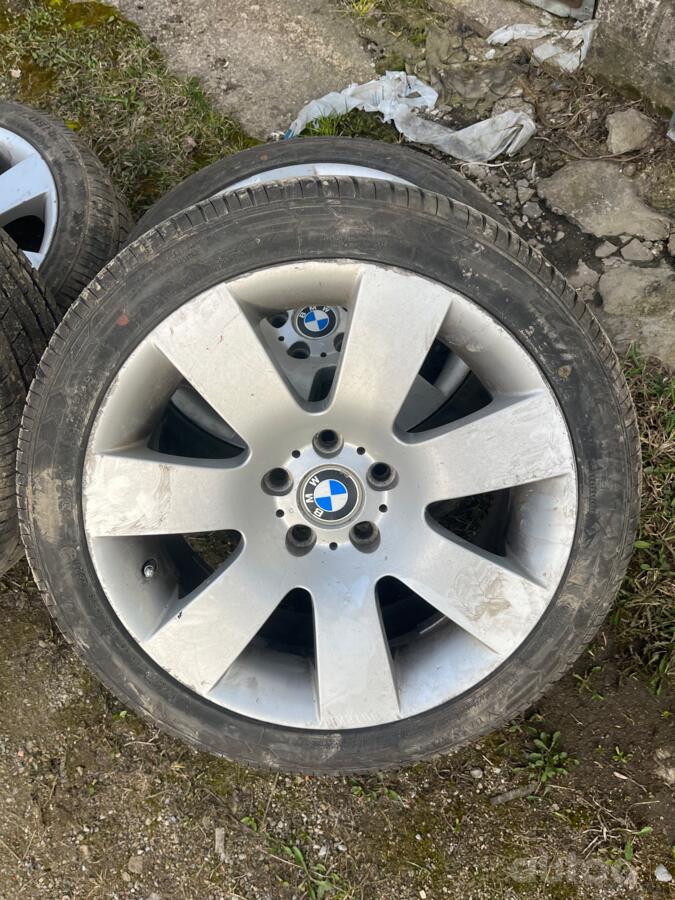 BMW, lietie