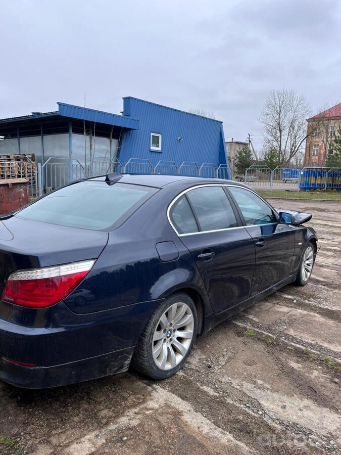 BMW, lietie