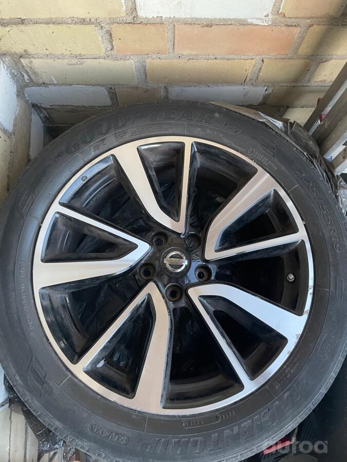 Nissan, lietie
