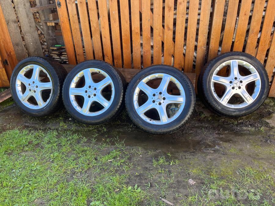 Mercedes, lietie