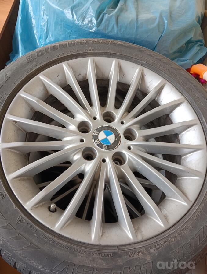 BMW, lietie