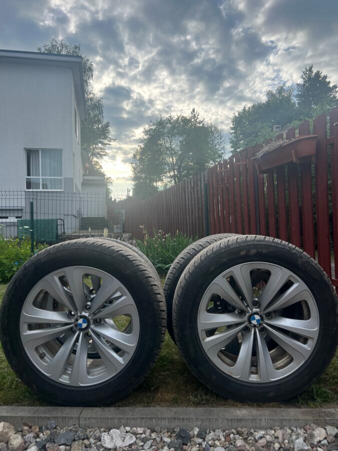 BMW, lietie