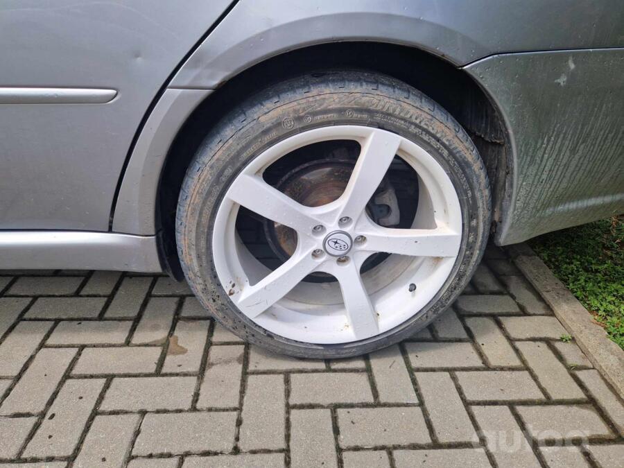 Subaru, lietie