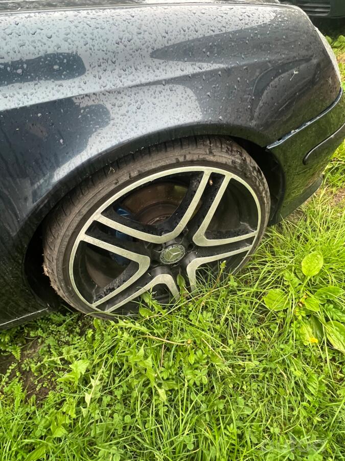 Mercedes, lietie