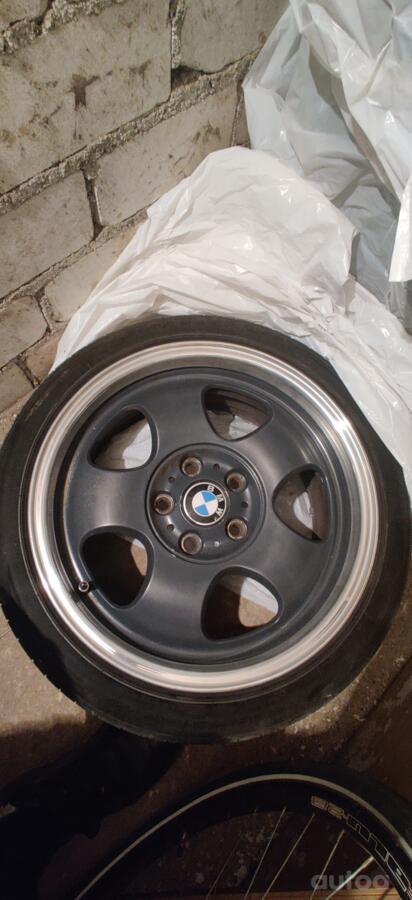 BMW, lietie