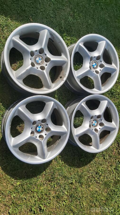 BMW, lietie