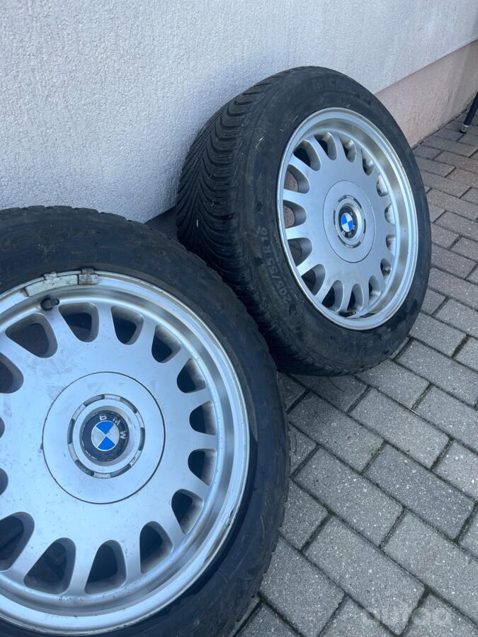 BMW, lietie