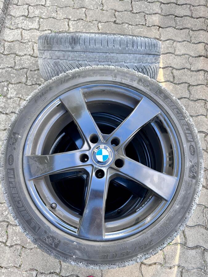 BMW, lietie