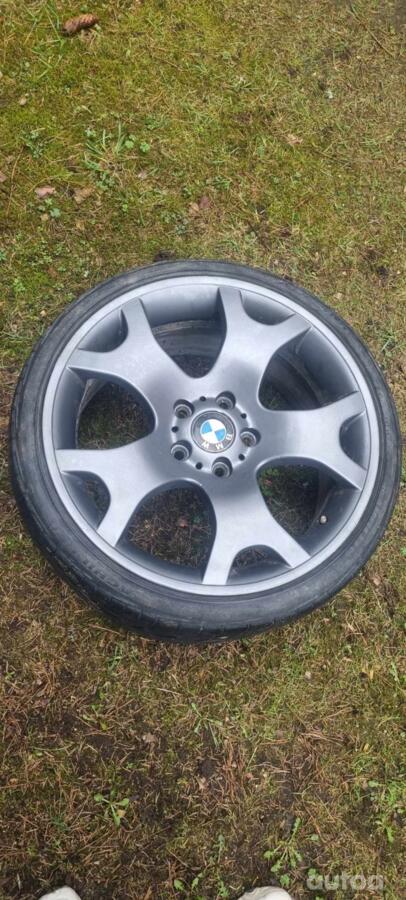 BMW, lietie