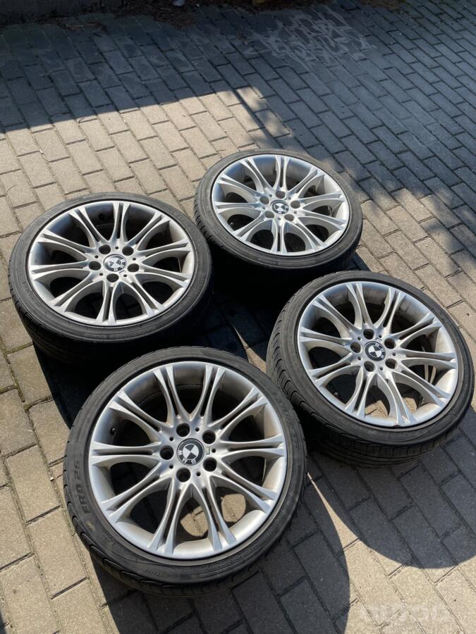 BMW, lietie
