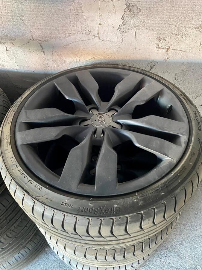 Audi S6, lietie
