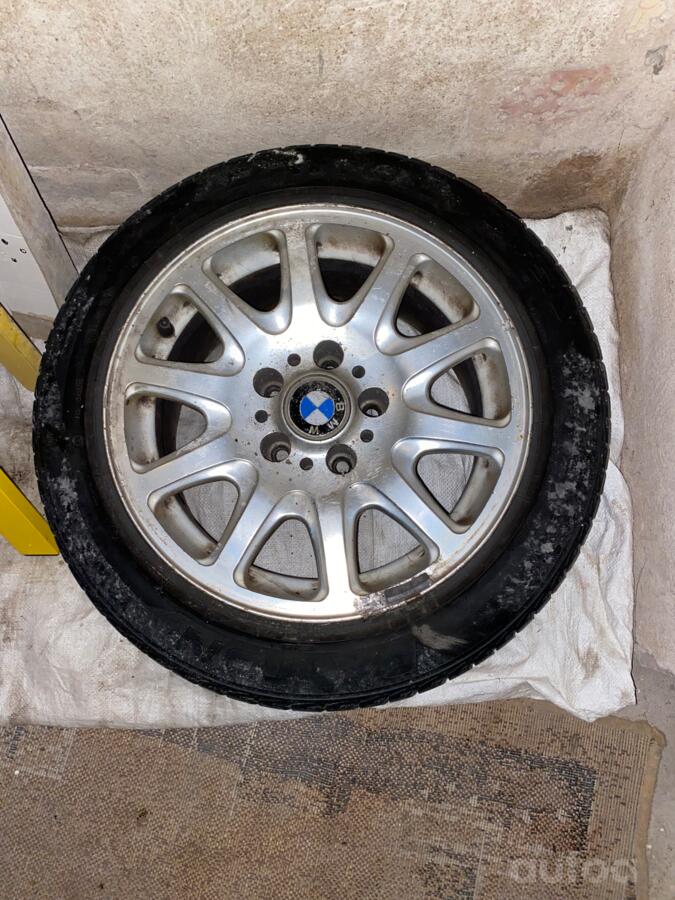 BMW, lietie
