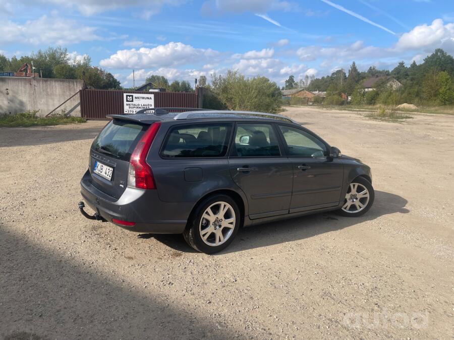 Volvo, lietie