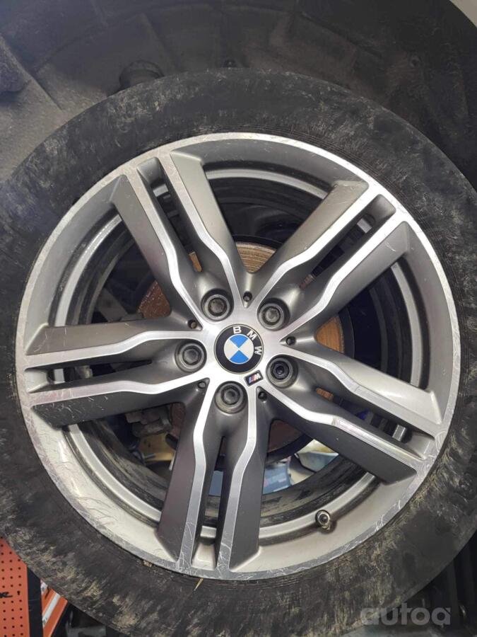 BMW, lietie