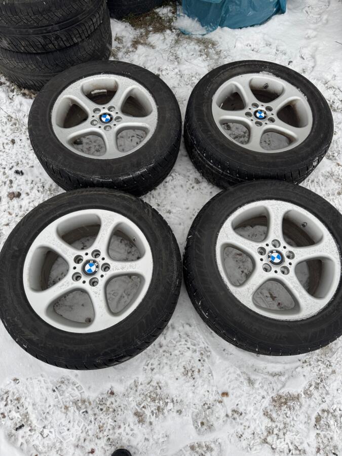 BMW, lietie