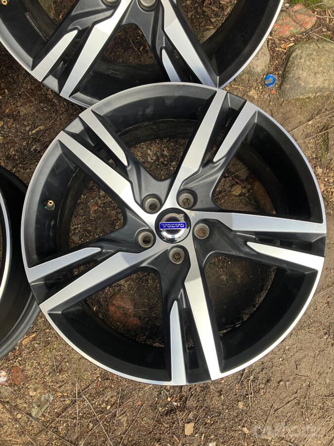 Volvo xc60, lietie
