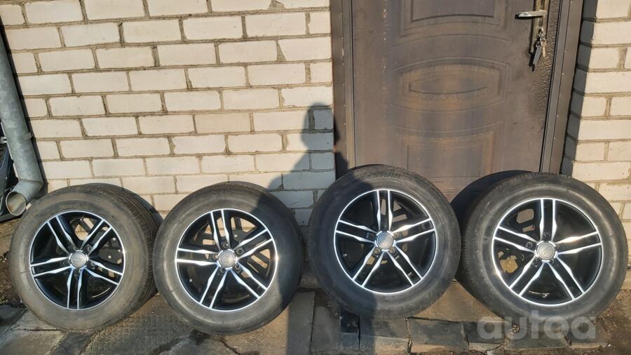 AUDI, lietie