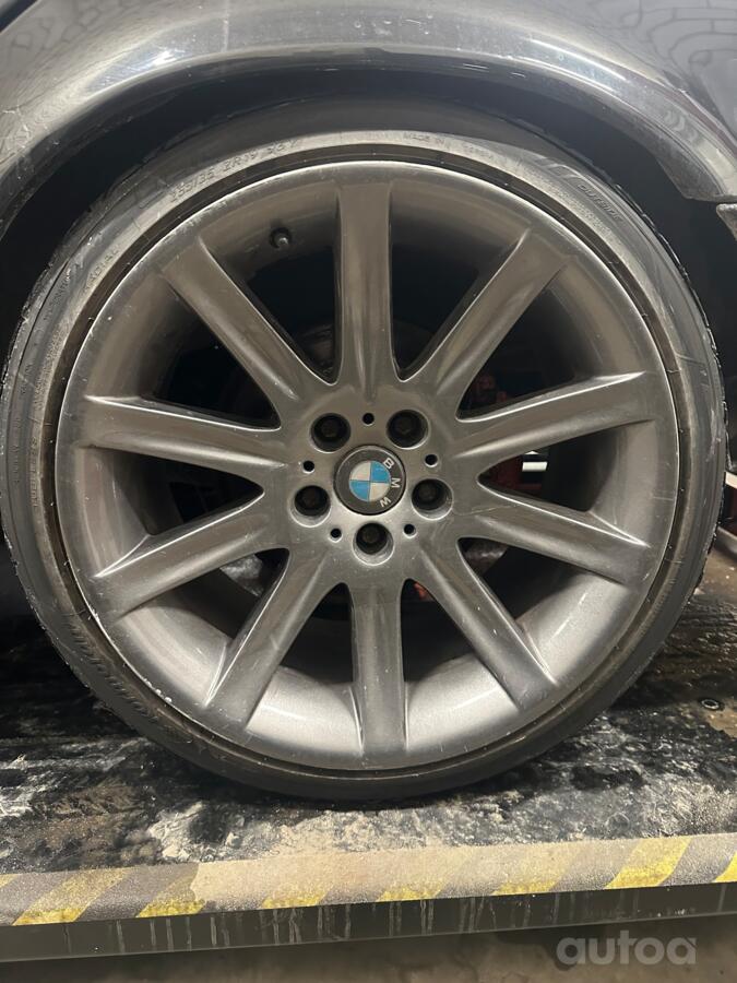 BMW, lietie