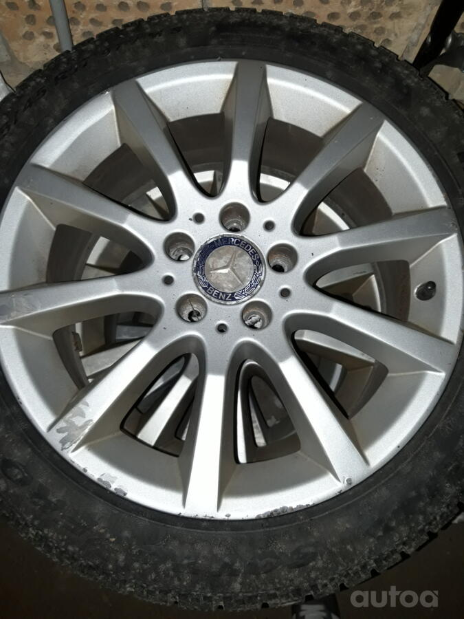 Mercedes benz, lietie