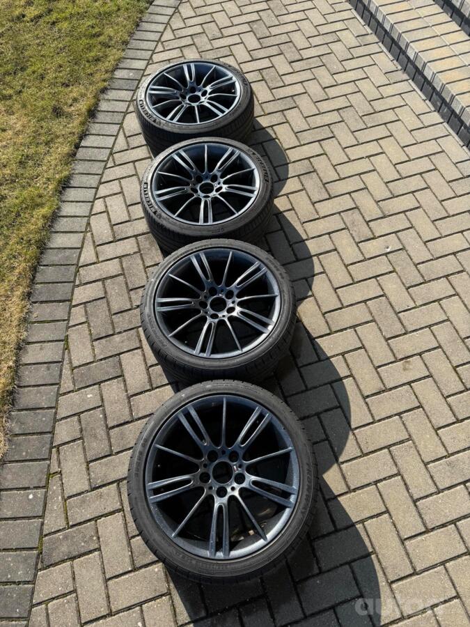 BMW, lietie