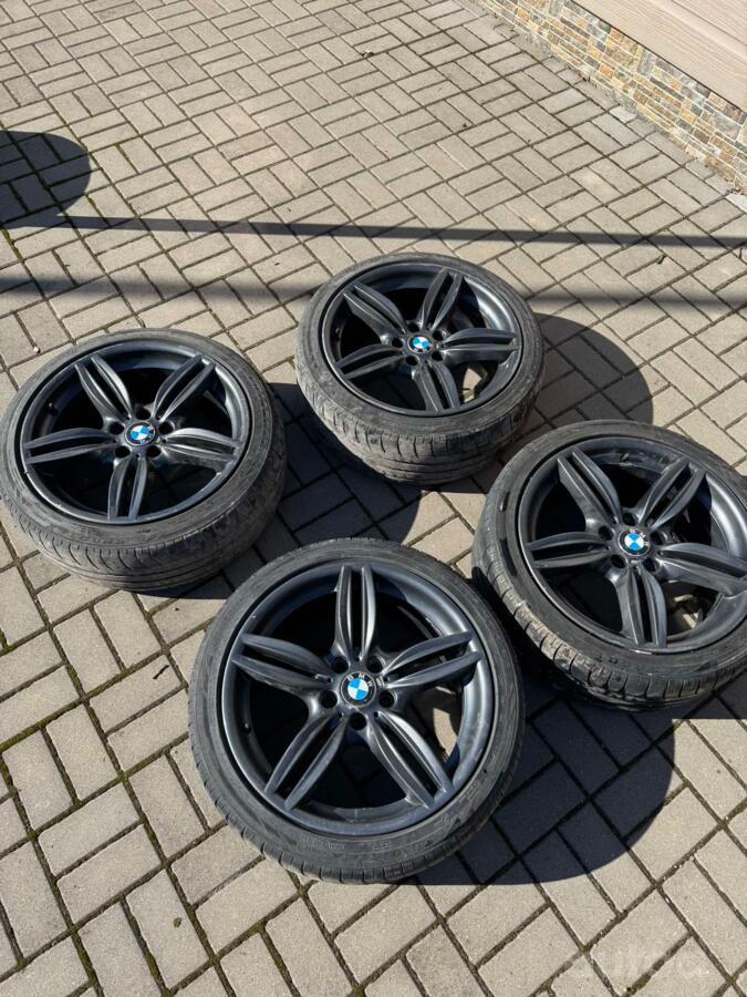 BMW, lietie