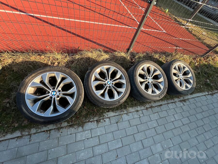BMW, lietie