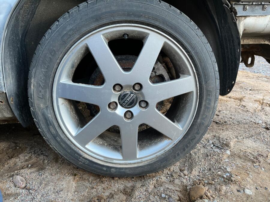Volvo, lietie