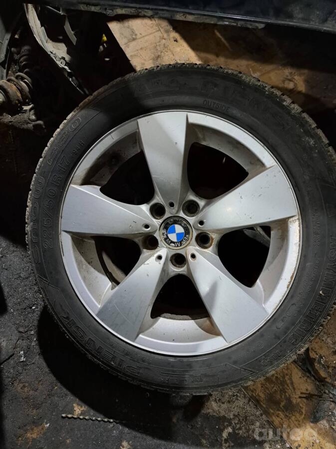 BMW, lietie