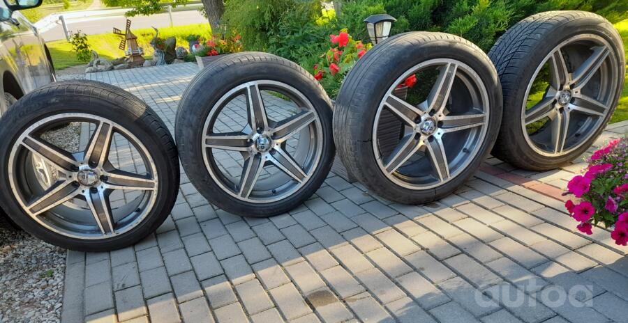 Mercedes Benz, lietie