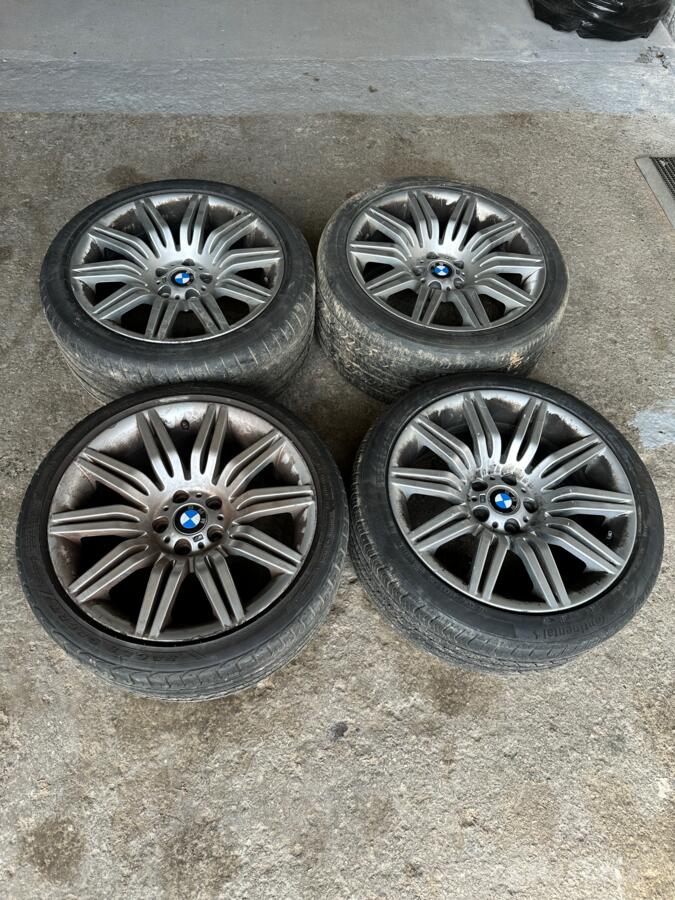 BMW, lietie