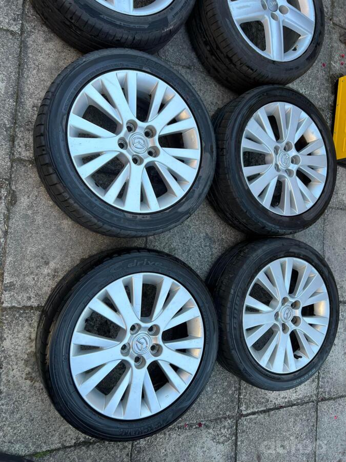 Mazda, lietie
