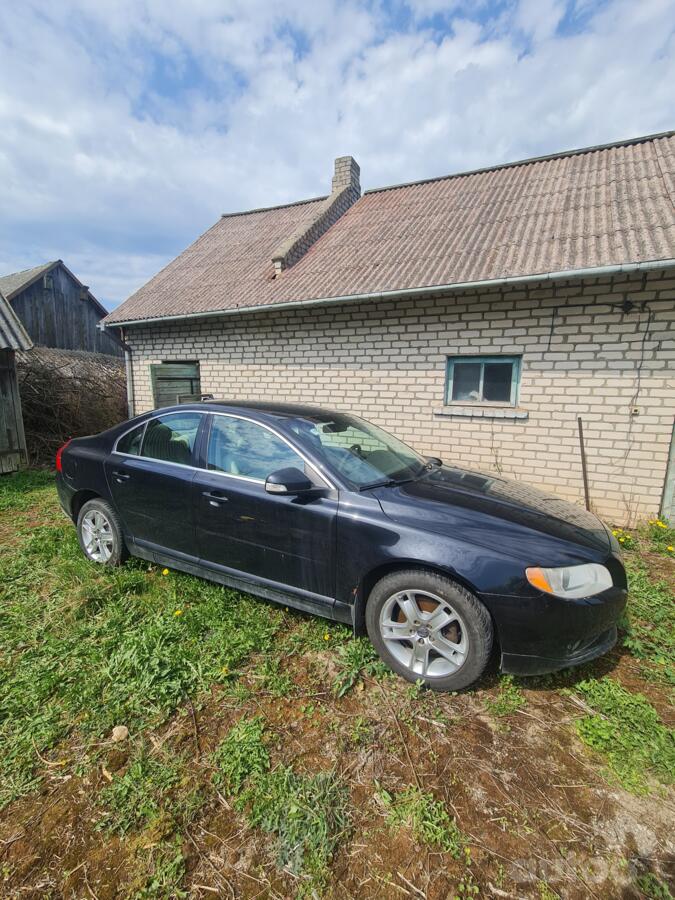 Volvo, lietie