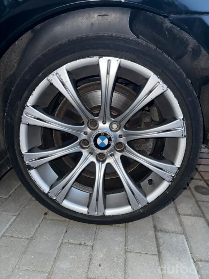BMW, lietie