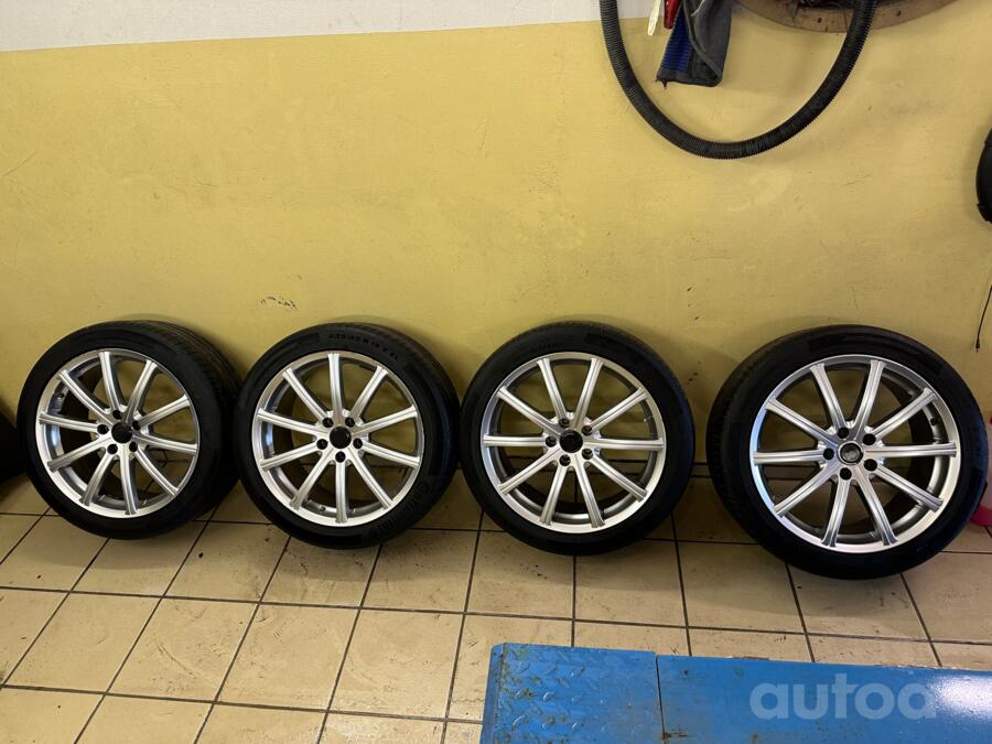 Mega wheels, lietie