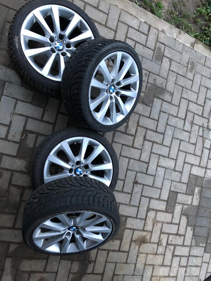 BMW, lietie