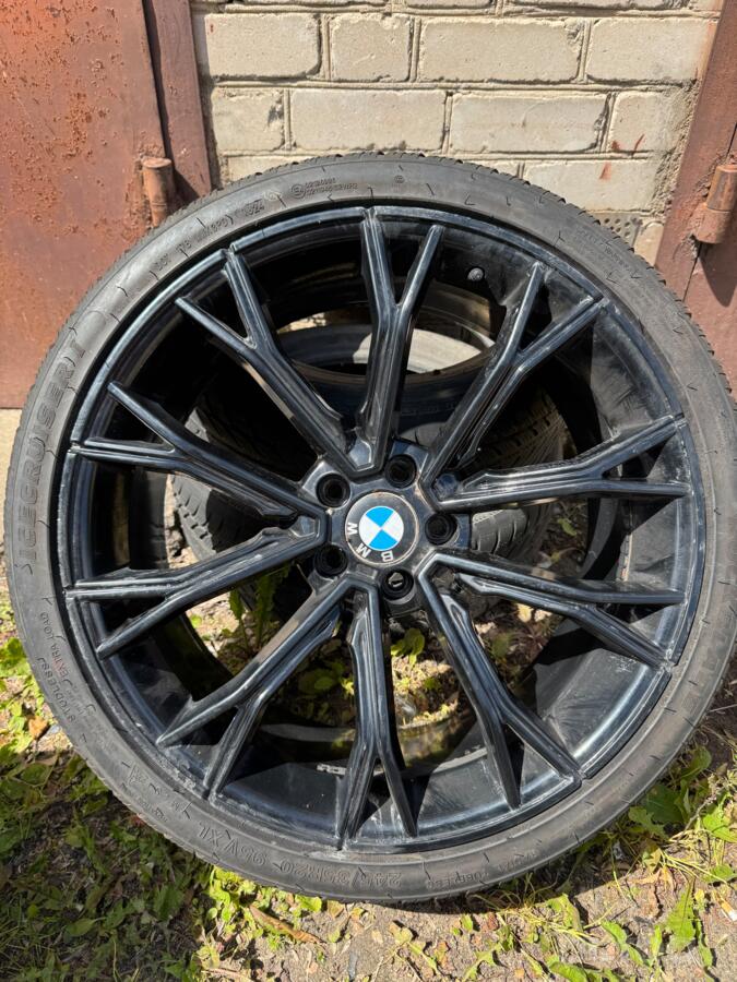 BMW, lietie
