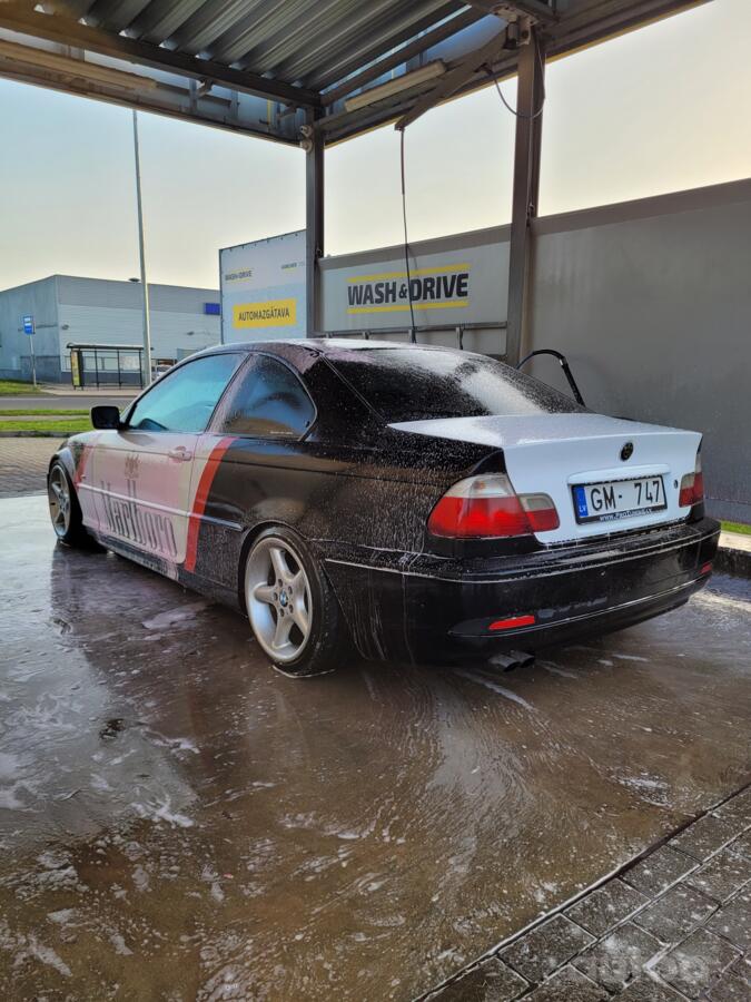 BMW, lietie