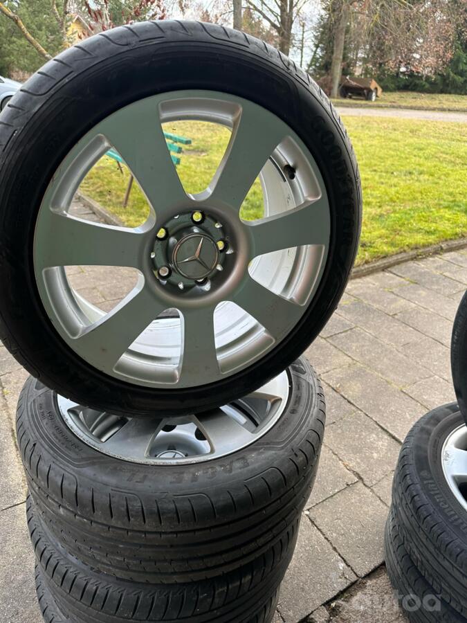Mercedes-Benz, lietie