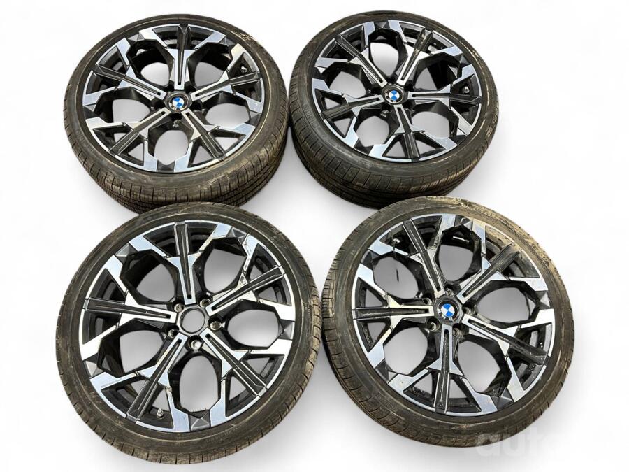 BMW, lietie