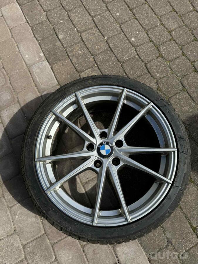 BMW, lietie