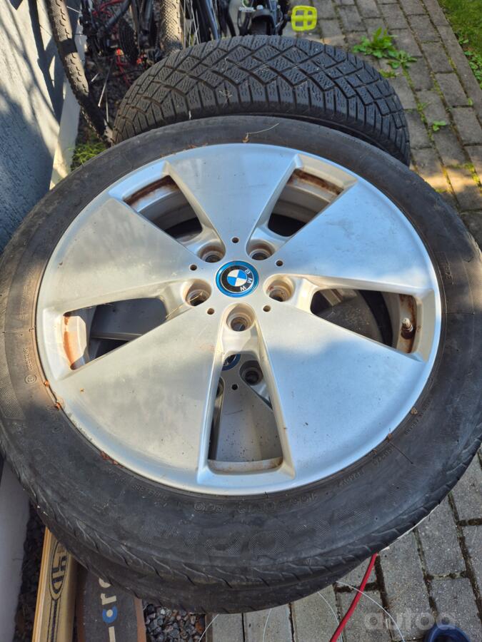 BMW, lietie