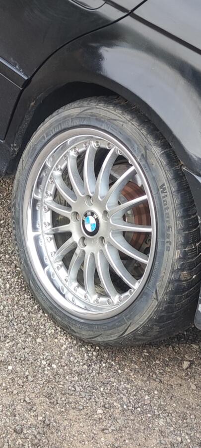 BMW, lietie