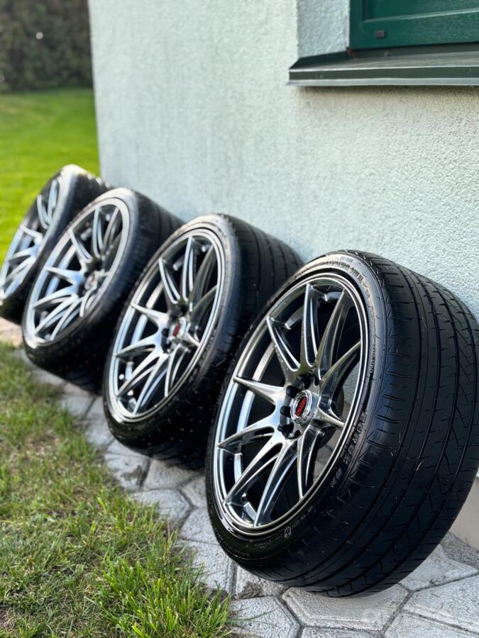 Japan Racing, lietie