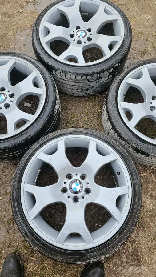 BMW, lietie