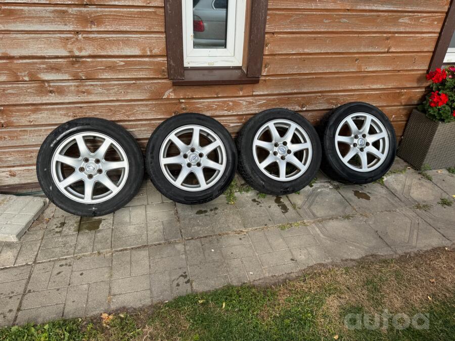 Volvo, lietie