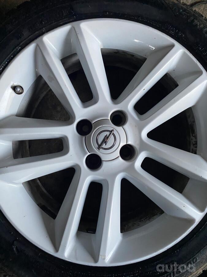 Opel, lietie