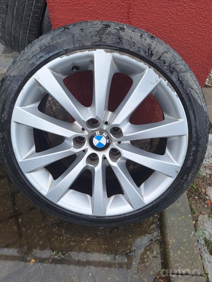 BMW, lietie