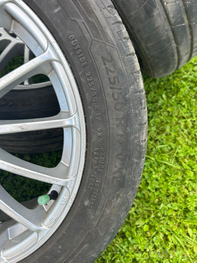 Mercedes, audi, wolksvagen, skoda ir kiti WAG grupes, lietie